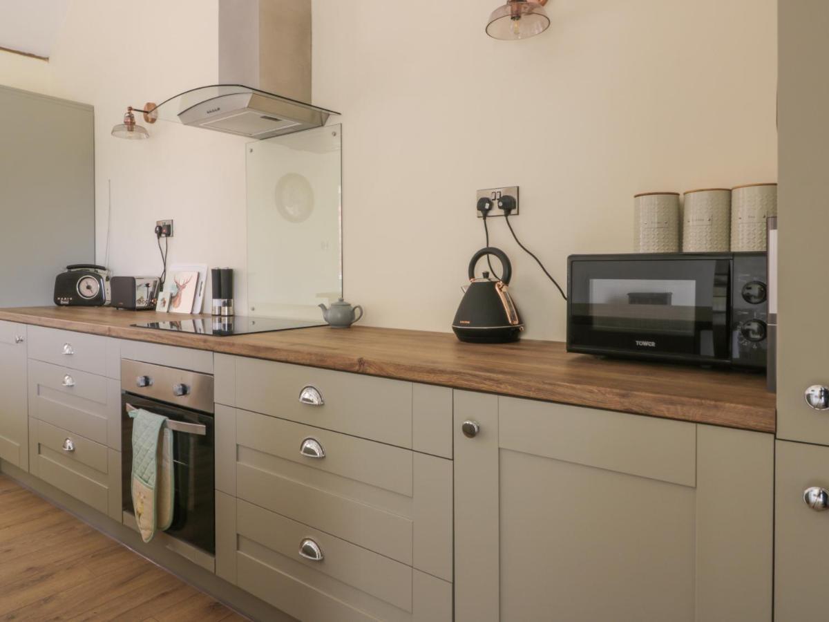 Crabtree Cottage Скарбъро Екстериор снимка